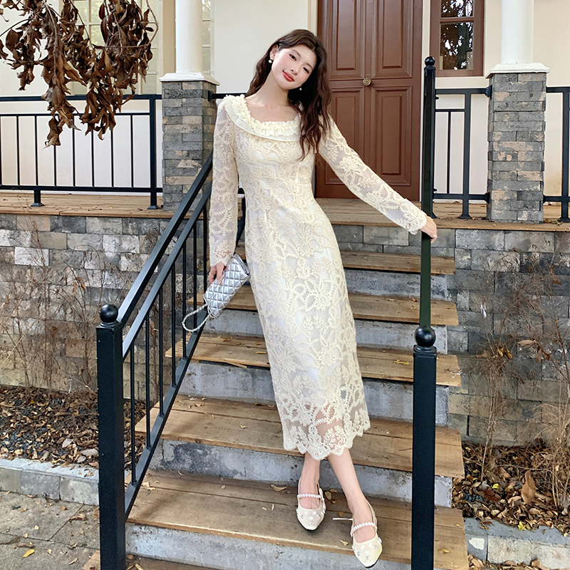 Elegant Ruffle Hem Long Sleeve Bodycon Midi Dress - Image 4