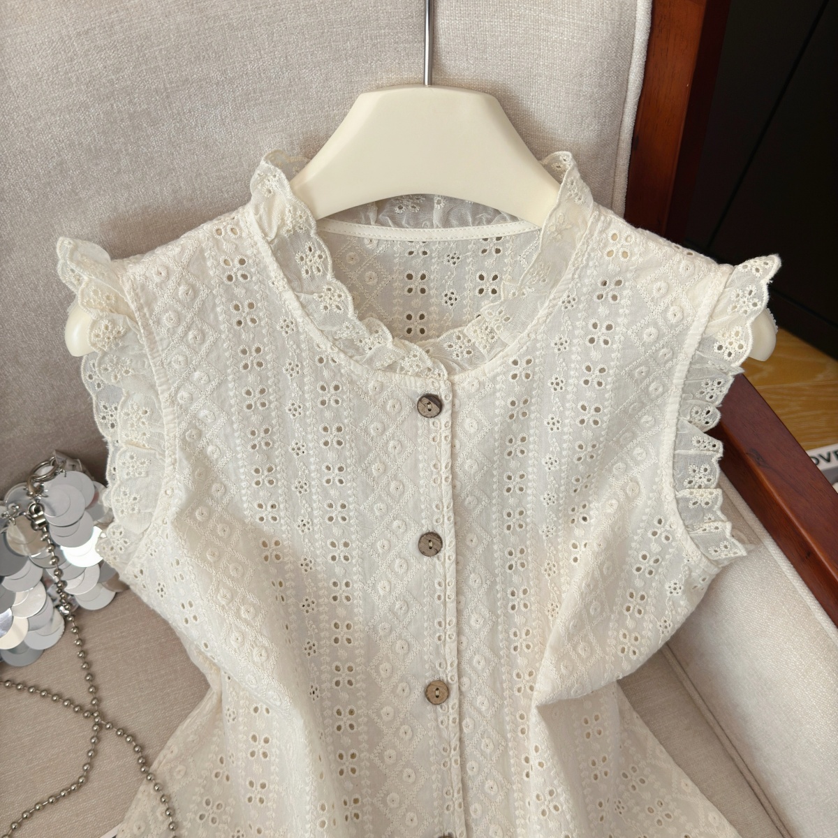 Women's Sleeveless Lace Spliced Jacquard Shirt Summer Loose Fit Top - Image 2