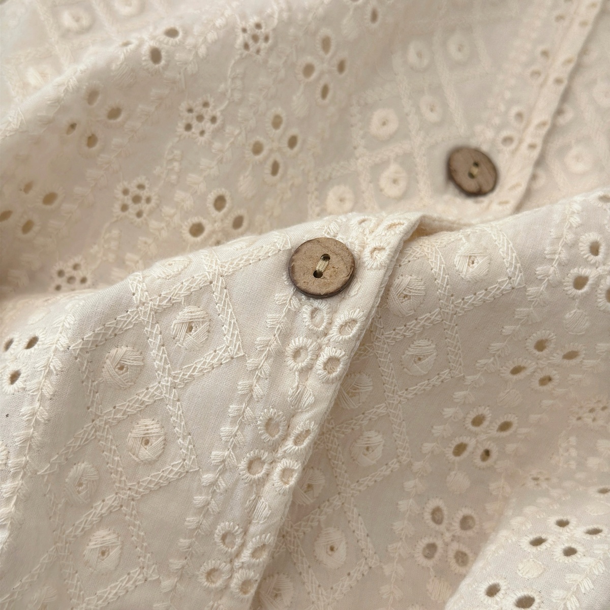 Women's Sleeveless Lace Spliced Jacquard Shirt Summer Loose Fit Top - Image 3