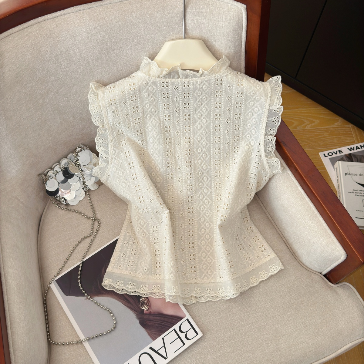 Women's Sleeveless Lace Spliced Jacquard Shirt Summer Loose Fit Top - Image 5