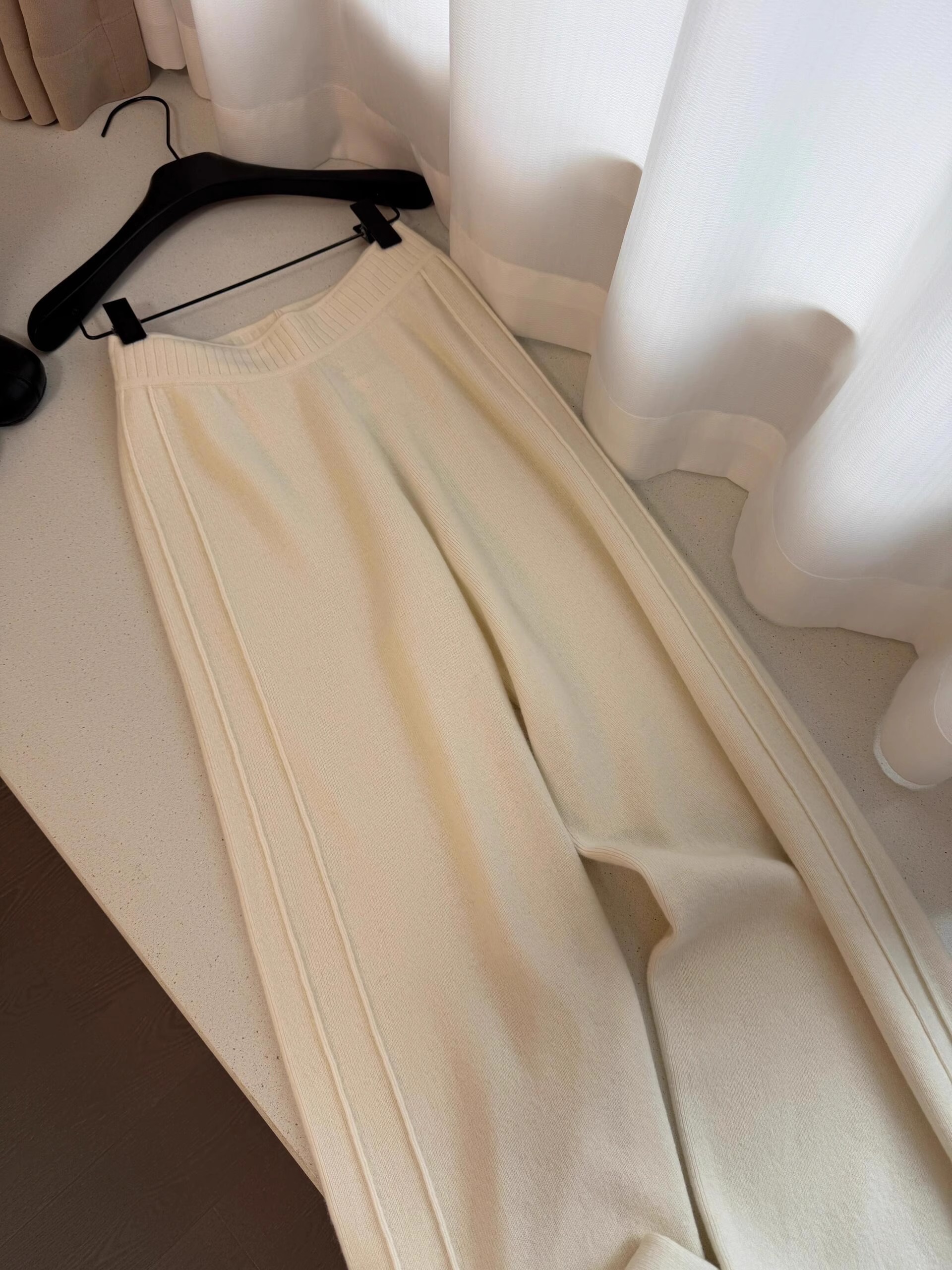 Women's Thick Knit Wide-Leg Pants High Waist Loose Winter - Image 2
