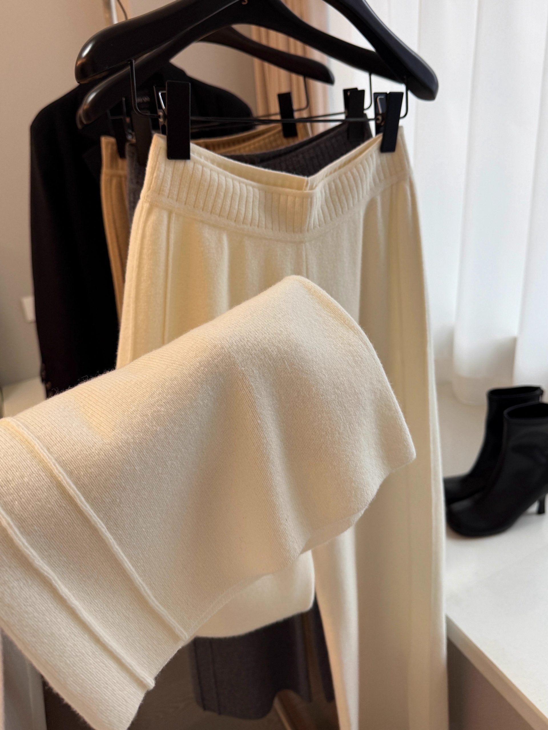 Women's Thick Knit Wide-Leg Pants High Waist Loose Winter - Image 3